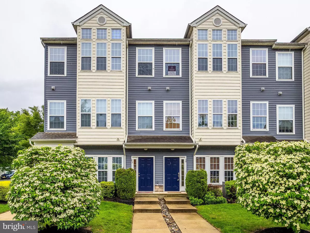 Delanco, NJ 08075,23 FOX CT