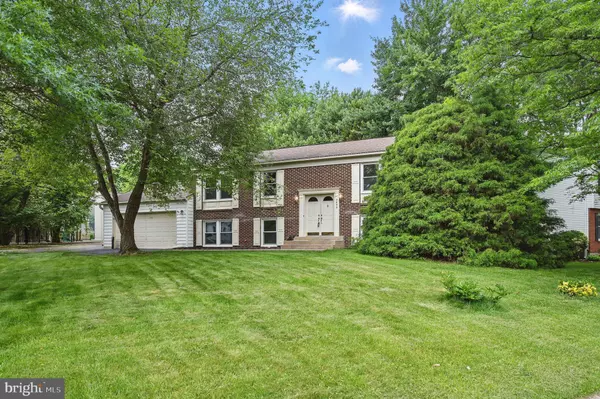 2456 KEELE DR, Herndon, VA 20171