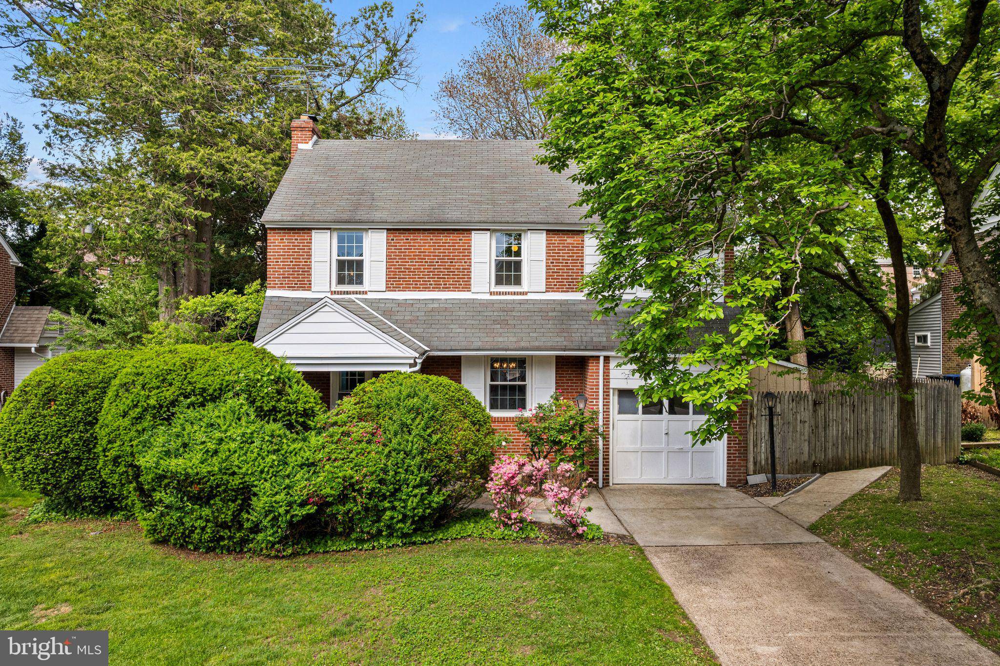 812 PLEASANT HILL RD, Wallingford, PA 19086