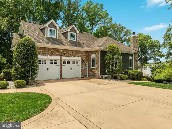 Mineral, VA 23117,6723 WATER VIEW LN