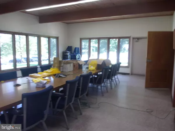 Cumberland, MD 21502,14416 MCMULLEN HWY SW