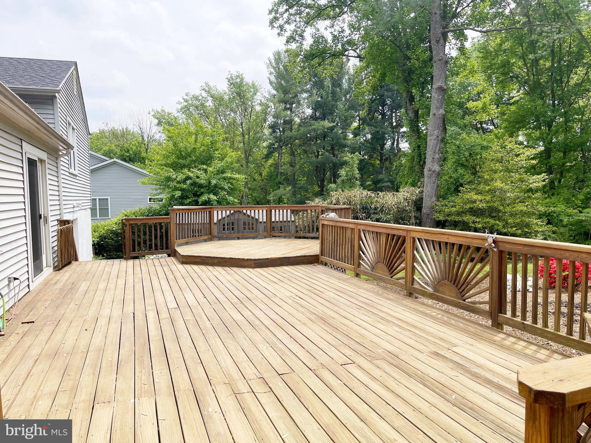 Vienna, VA 22182,9725 CINNAMON CREEK DR