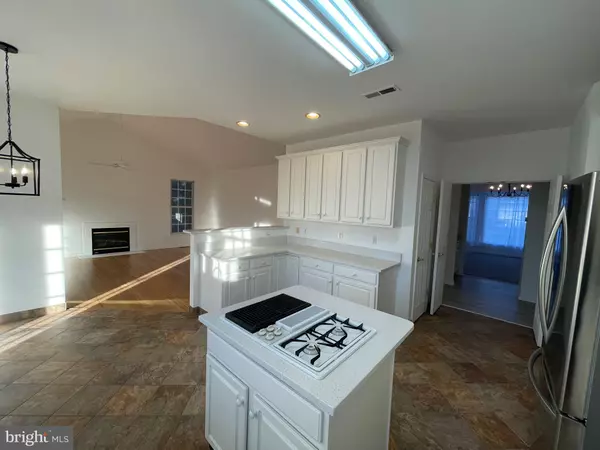 Chantilly, VA 20152,25869 FLINTONBRIDGE DR