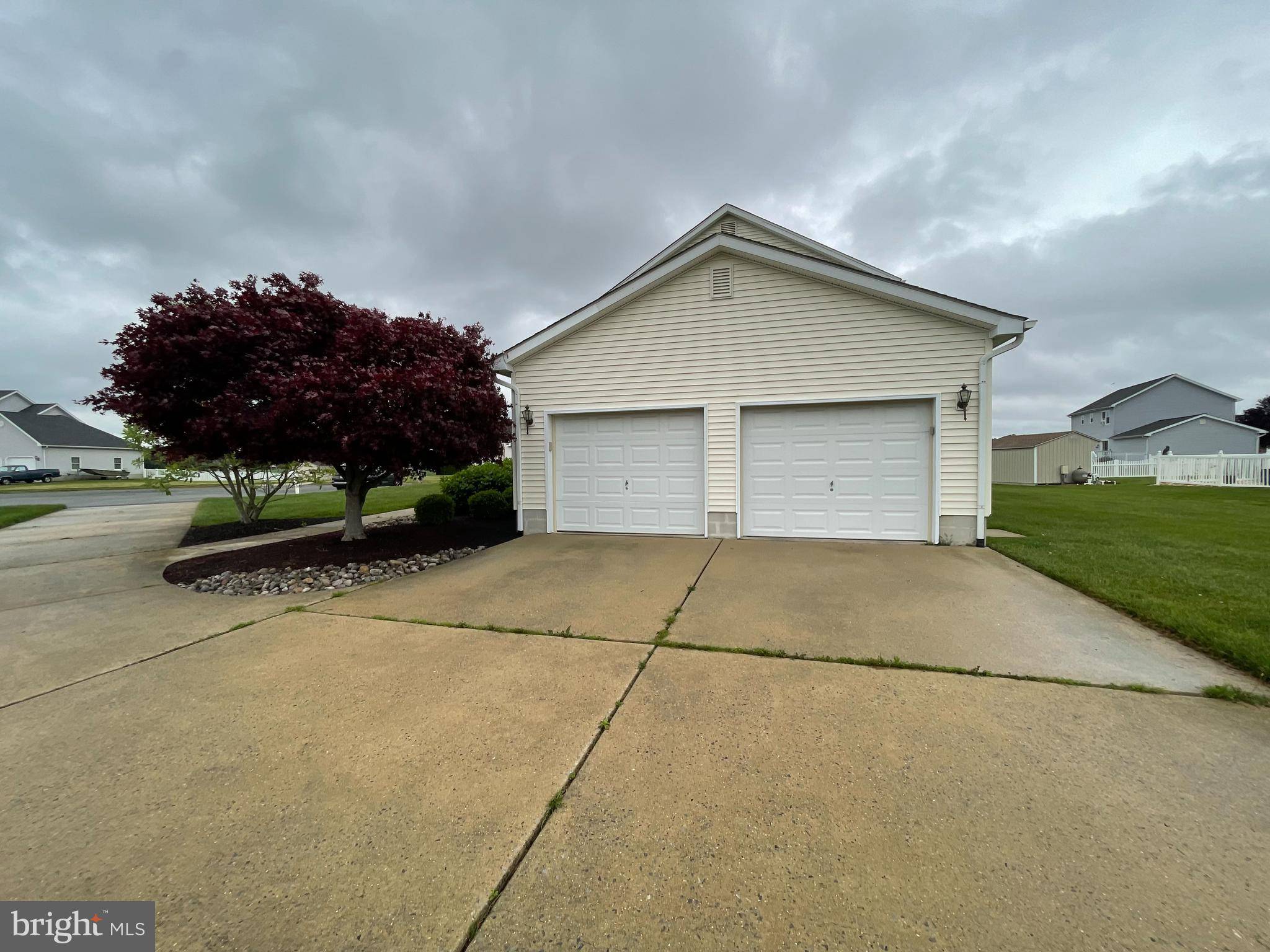 Pennsville, NJ 08070,15 MEGHAN'S WAY