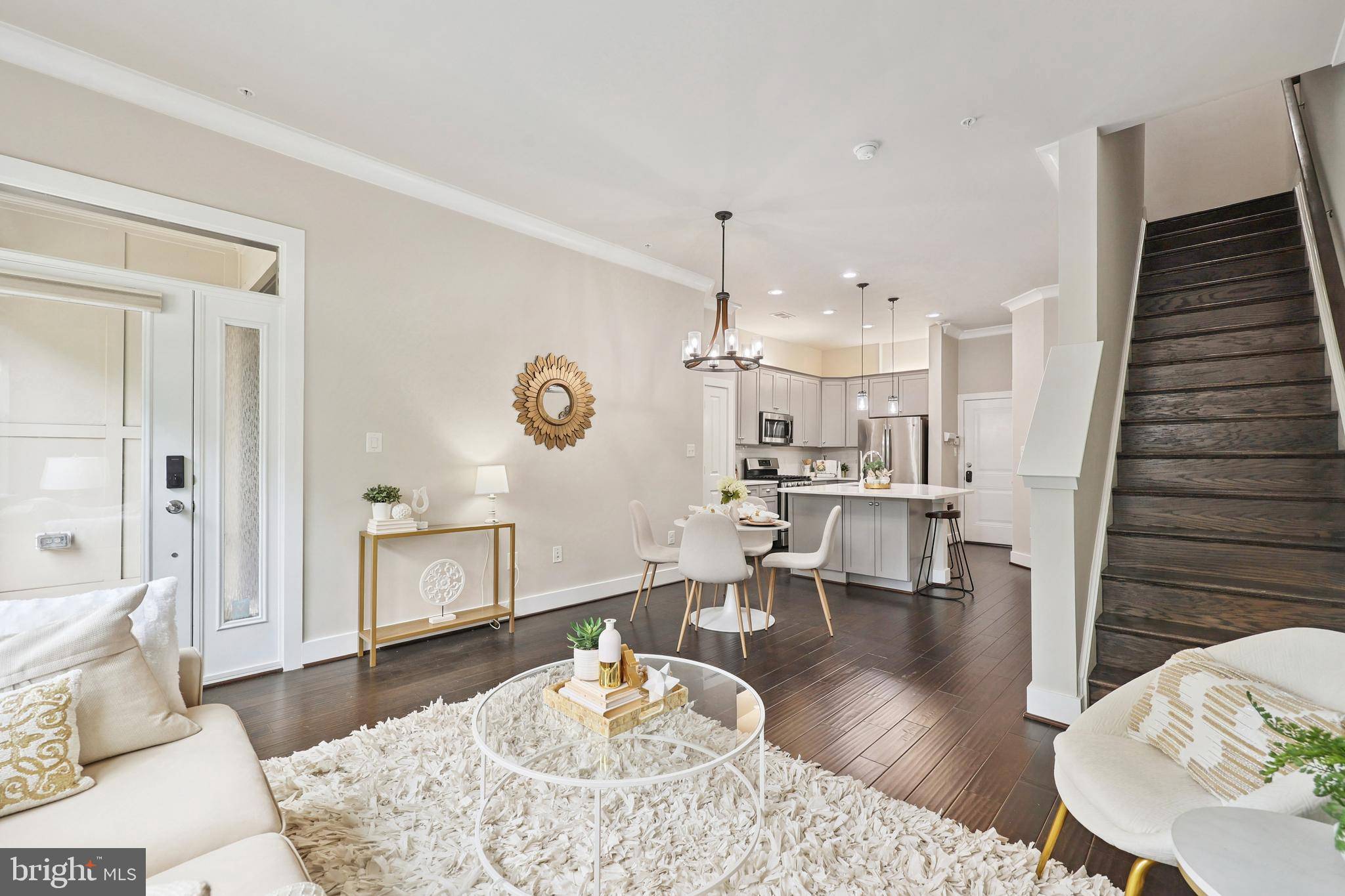 Arlington, VA 22204,1334 S QUINN ST