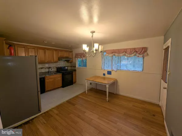 Greenbelt, MD 20770,4 LAKECREST CIR