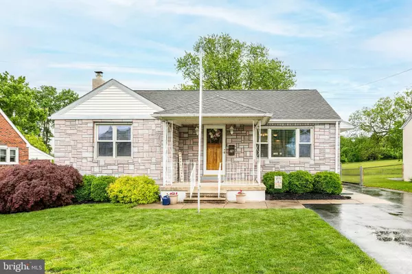26 W NORTH LN, Conshohocken, PA 19428