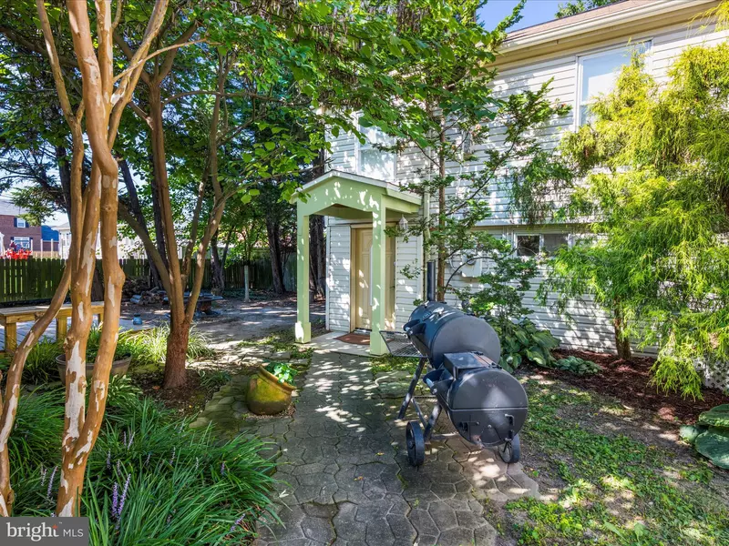 2636 EDGEMERE AVE, Baltimore, MD 21219