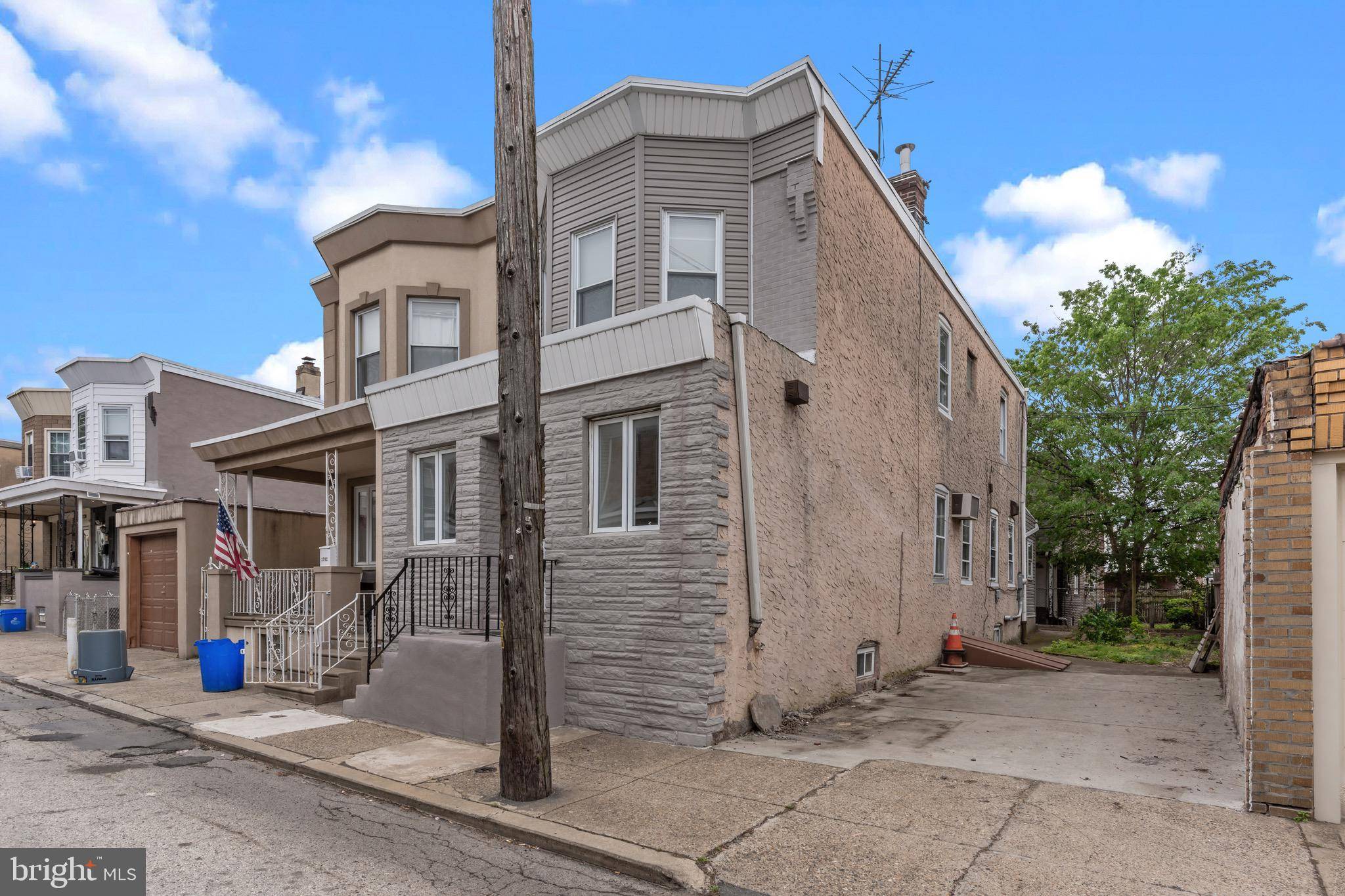 Philadelphia, PA 19137,2710 EDDINGTON ST