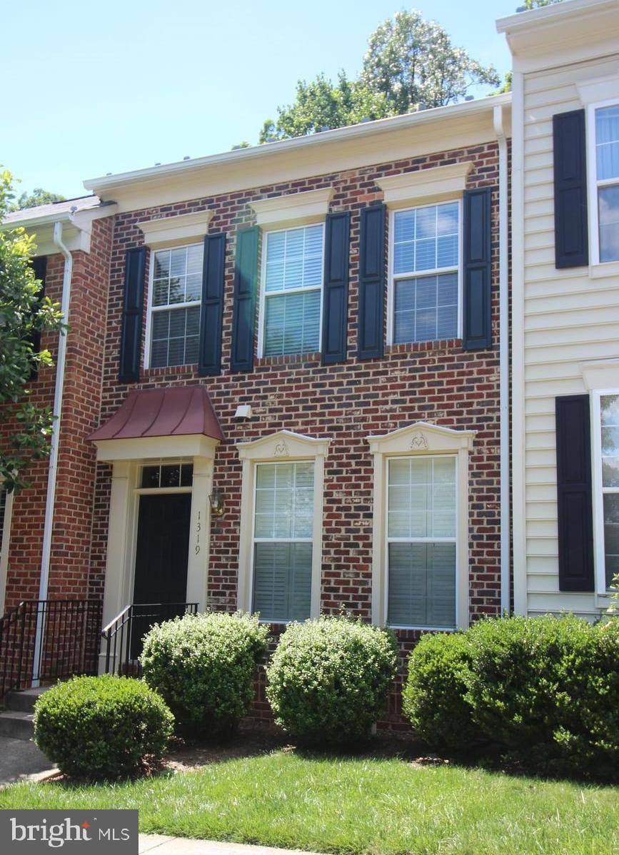 1319 VINTAGE PL, Reston, VA 20194