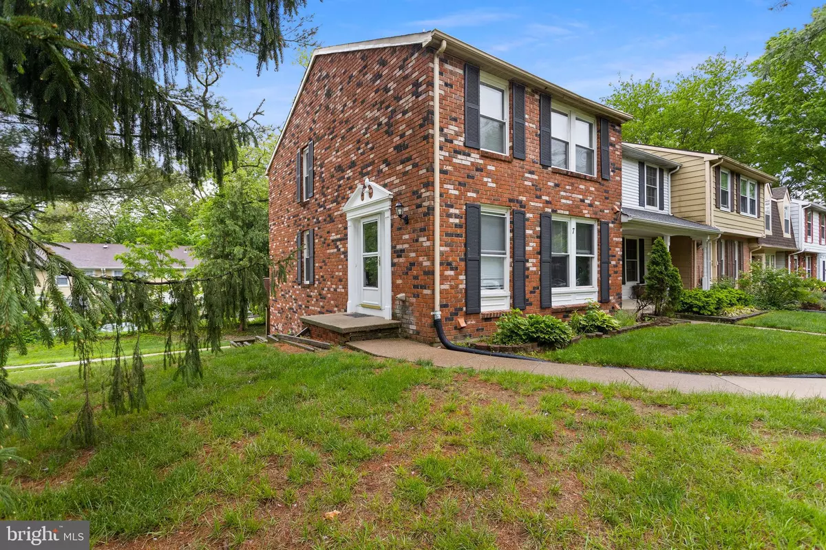 Hamilton, NJ 08610,7 WOODLAND CT