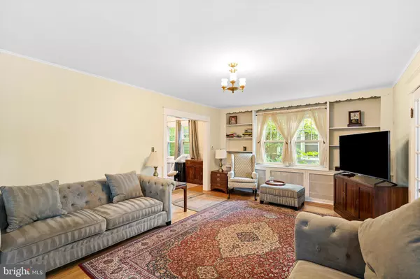 Hightstown, NJ 08520,141 SOUTH ST