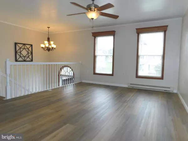 Waynesboro, PA 17268,158 S PHILLIPS AVE