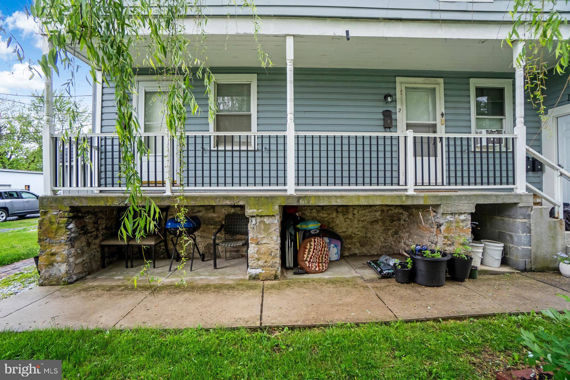 Kutztown, PA 19530,18 E MAIN ST