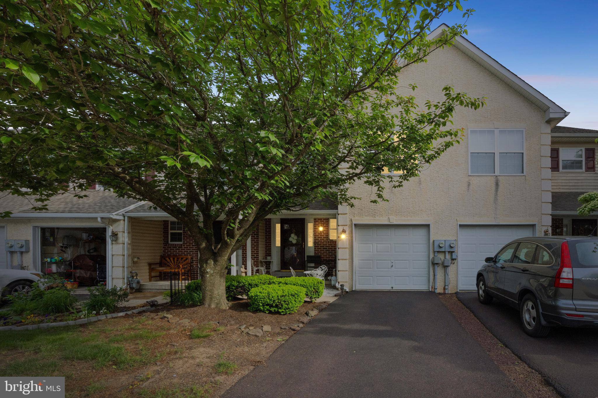 Phoenixville, PA 19460,1046 BALLEY DR