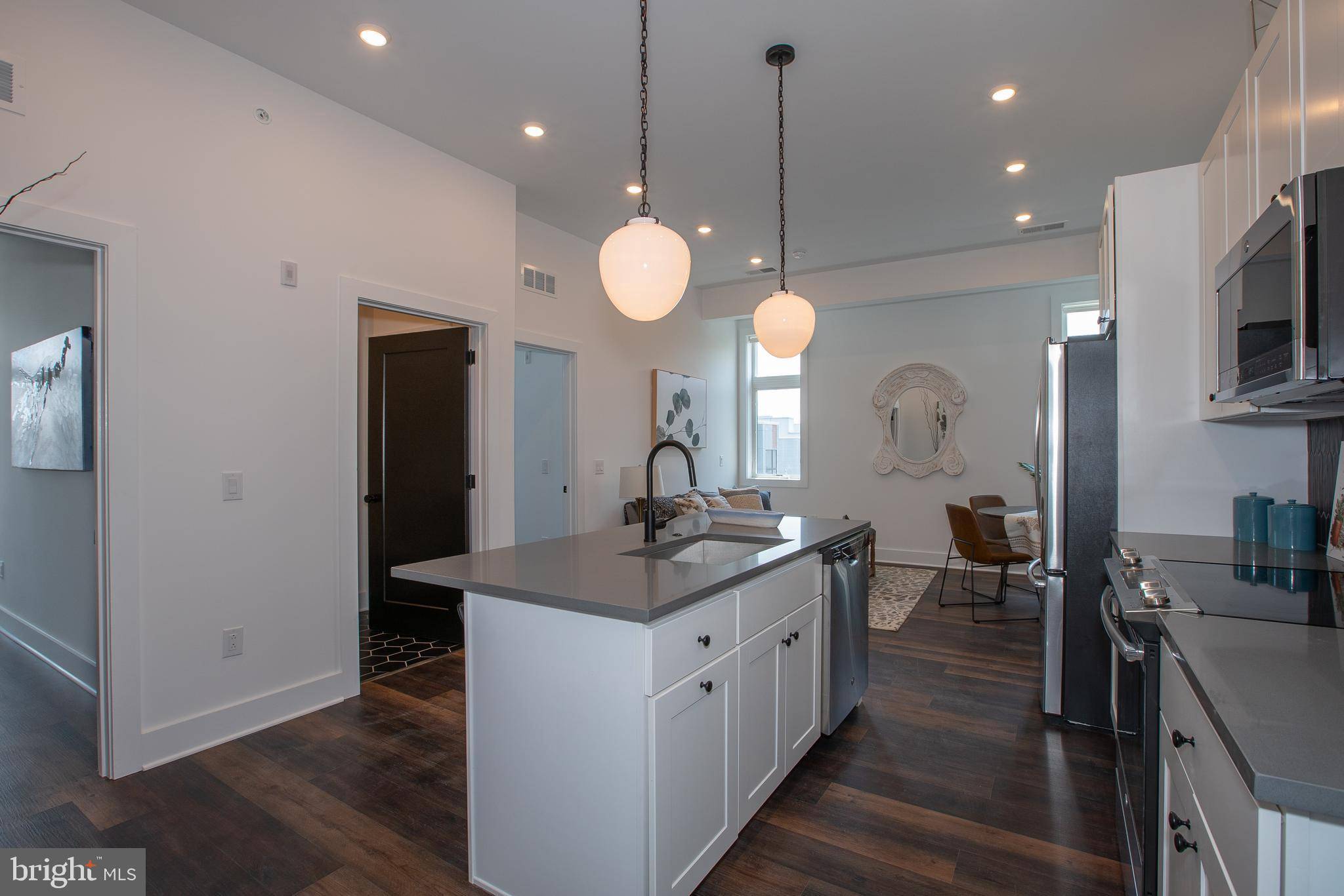 Philadelphia, PA 19121,2940 W THOMPSON ST #UNIT 401