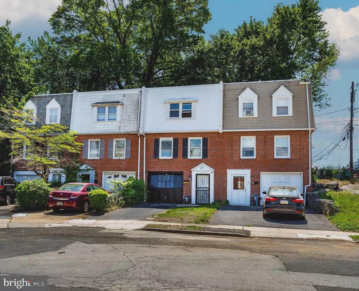 Upper Darby, PA 19082,415 ARLINGTON AVE