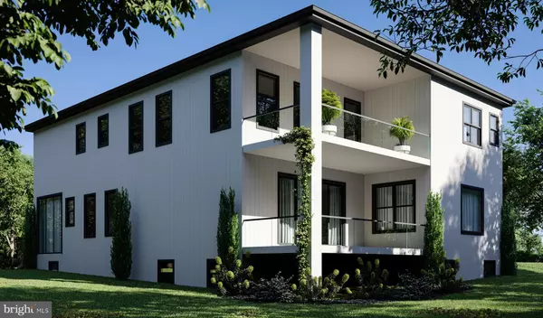 Falls Church, VA 22042,3104 DASHIELL RD