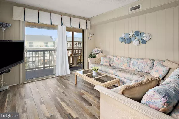 Ocean City, MD 21842,128 CAPTAINS QUARTERS RD #201