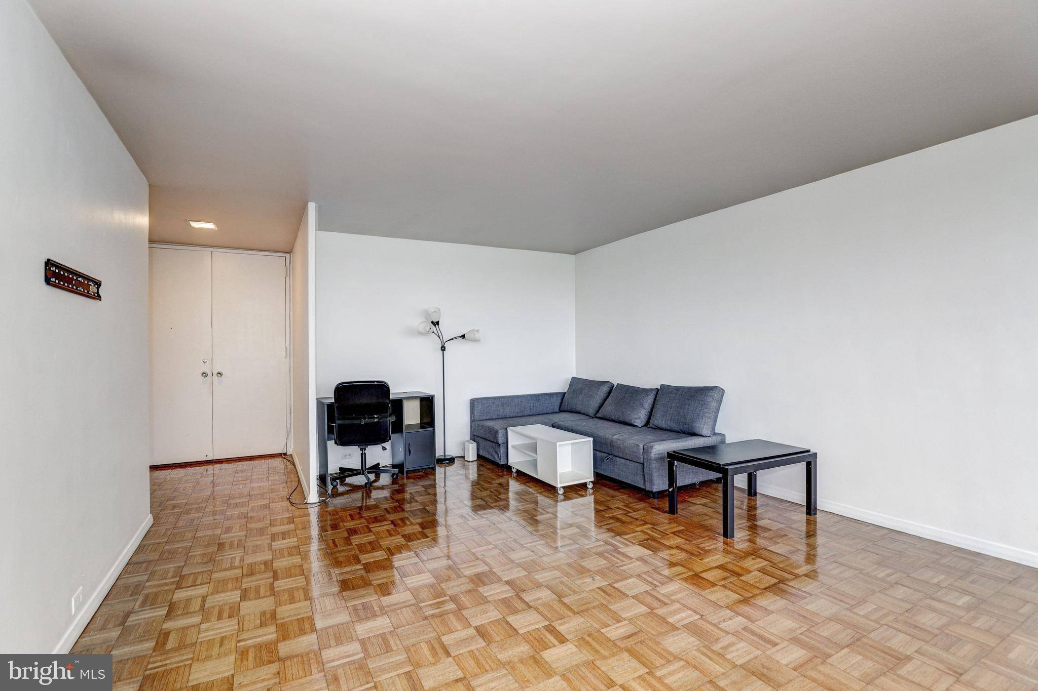Baltimore, MD 21218,4000 N CHARLES ST #905