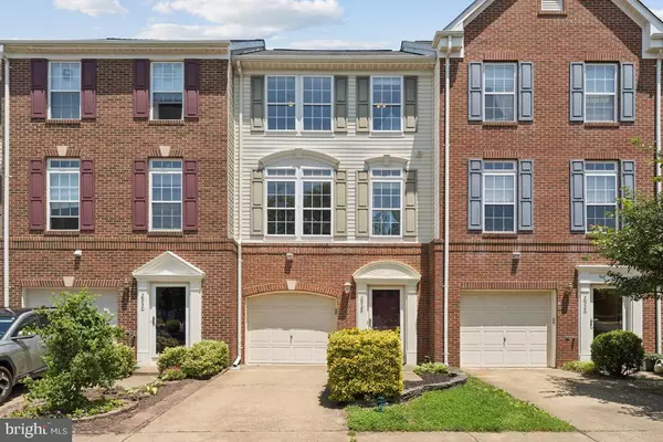 2928 HUNTINGTON GROVE SQ, Alexandria, VA 22306