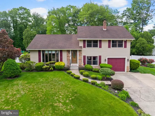 630 GREENBRIAR DR, Williamstown, NJ 08094