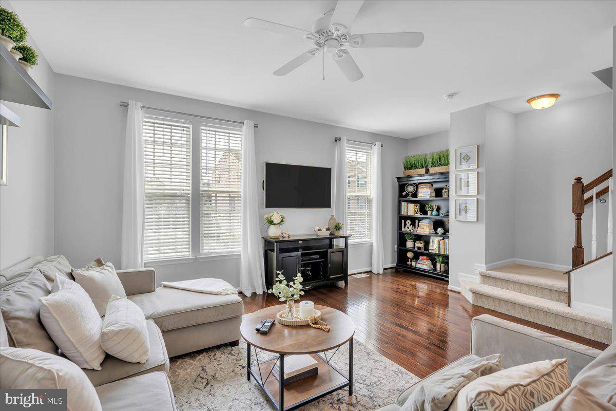 Sewell, NJ 08080,1027 REGENCY PL