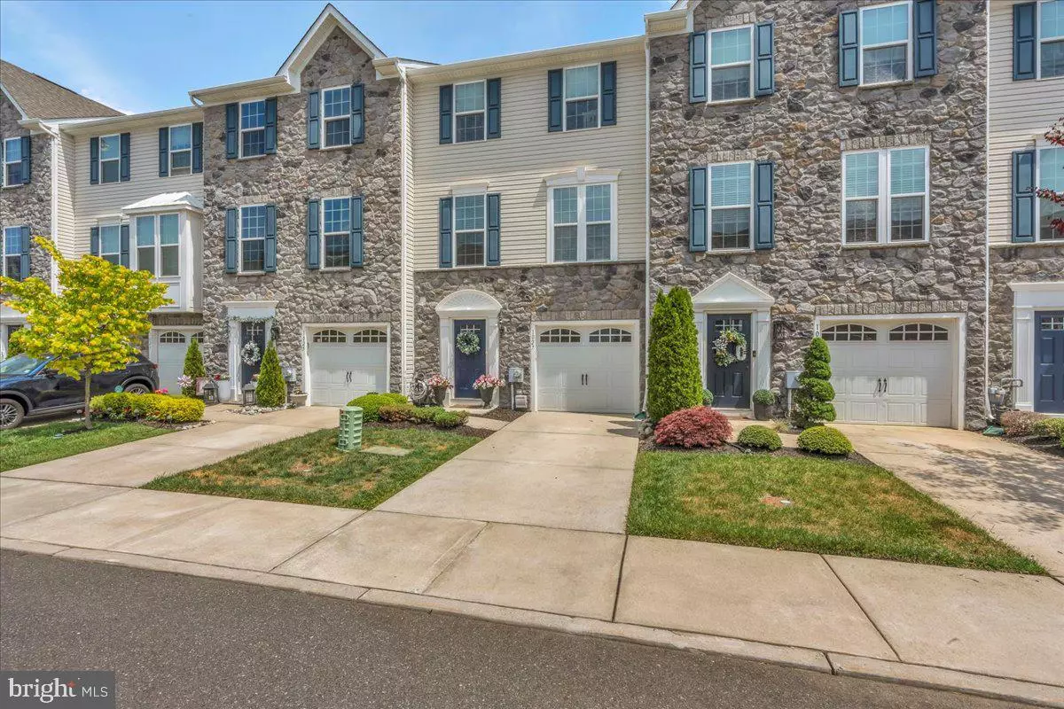 Sewell, NJ 08080,1027 REGENCY PL