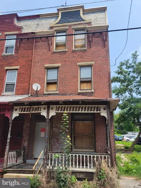 151 SYLVAN TER, Harrisburg, PA 17104