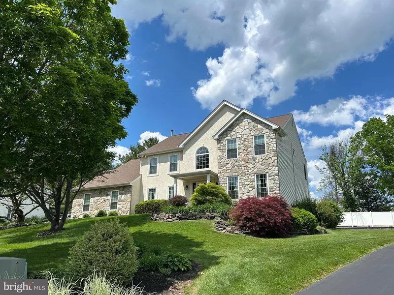 42 PIN OAK DR, Phoenixville, PA 19460