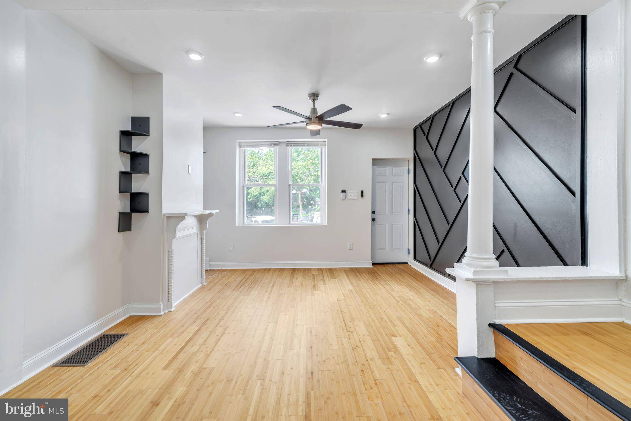 Philadelphia, PA 19132,2533 N OPAL ST