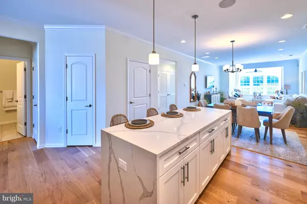 4 PANMURE WAY, Williamstown, NJ 08094