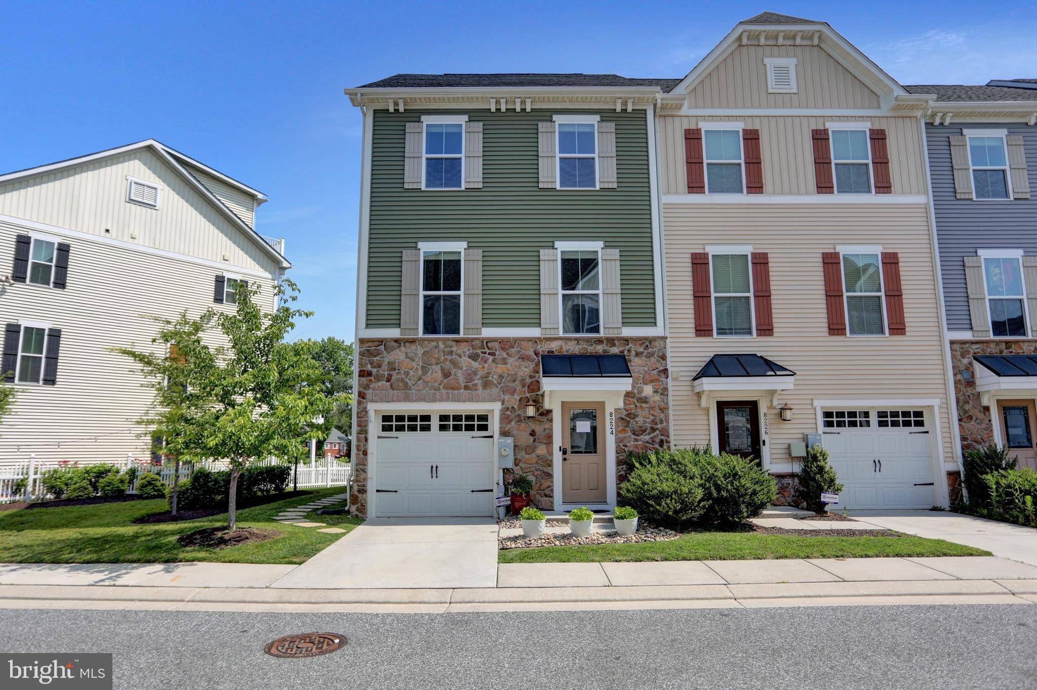 8224 SECLUDED COVE LN, Baltimore, MD 21222