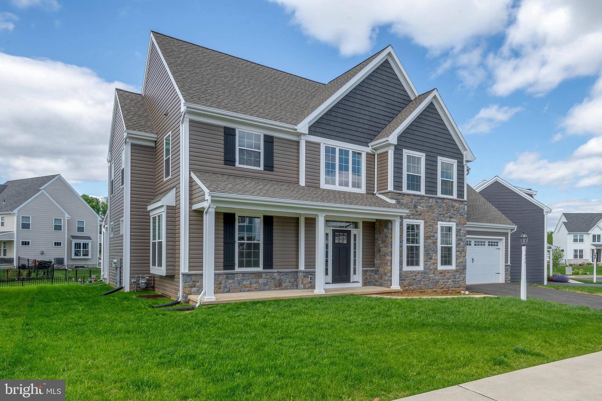 Lancaster, PA 17601,1028 STRAFFORD PL