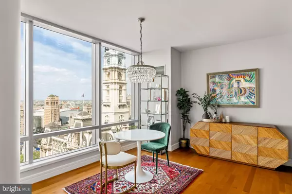 Philadelphia, PA 19102,1414 S PENN SQ #24F