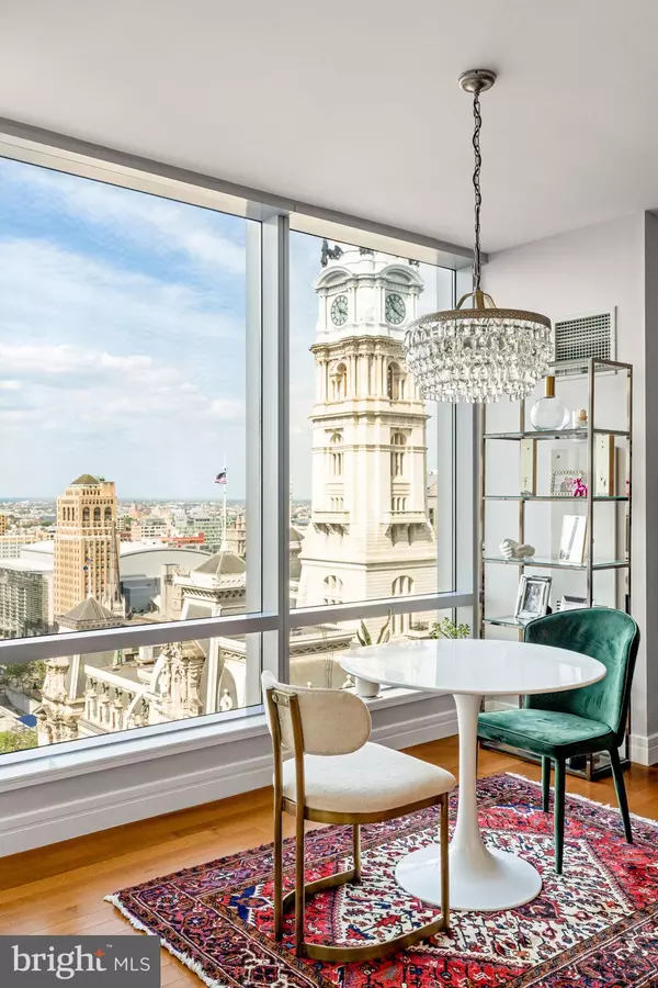 Philadelphia, PA 19102,1414 S PENN SQ #24F