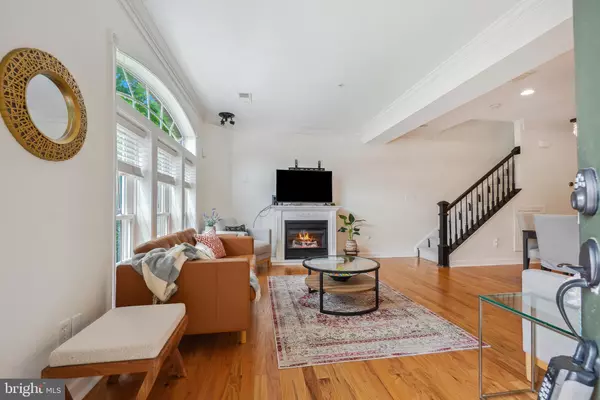 Gaithersburg, MD 20877,625 KINGFISHER AVE