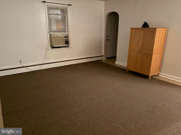 Pottstown, PA 19464,890 N WARREN ST