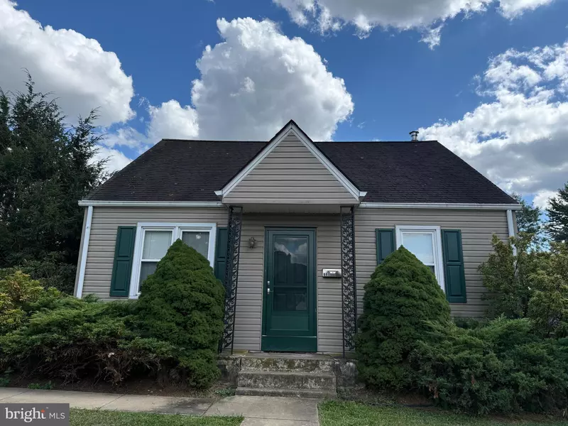 890 N WARREN ST, Pottstown, PA 19464