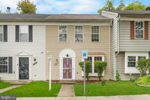 Capitol Heights, MD 20743,1008 HANBURY CT