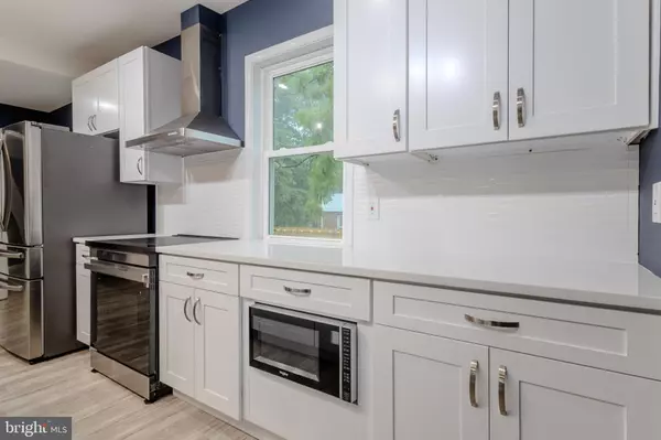 Brentwood, MD 20722,3608 UPSHUR ST