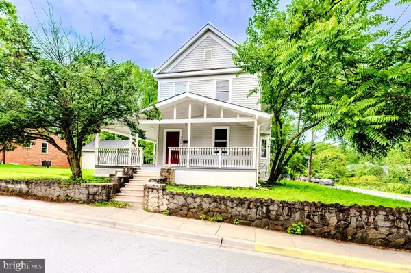 Brentwood, MD 20722,3608 UPSHUR ST