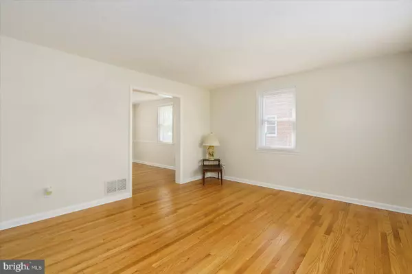 Baltimore, MD 21236,5113 THOMAS AVE