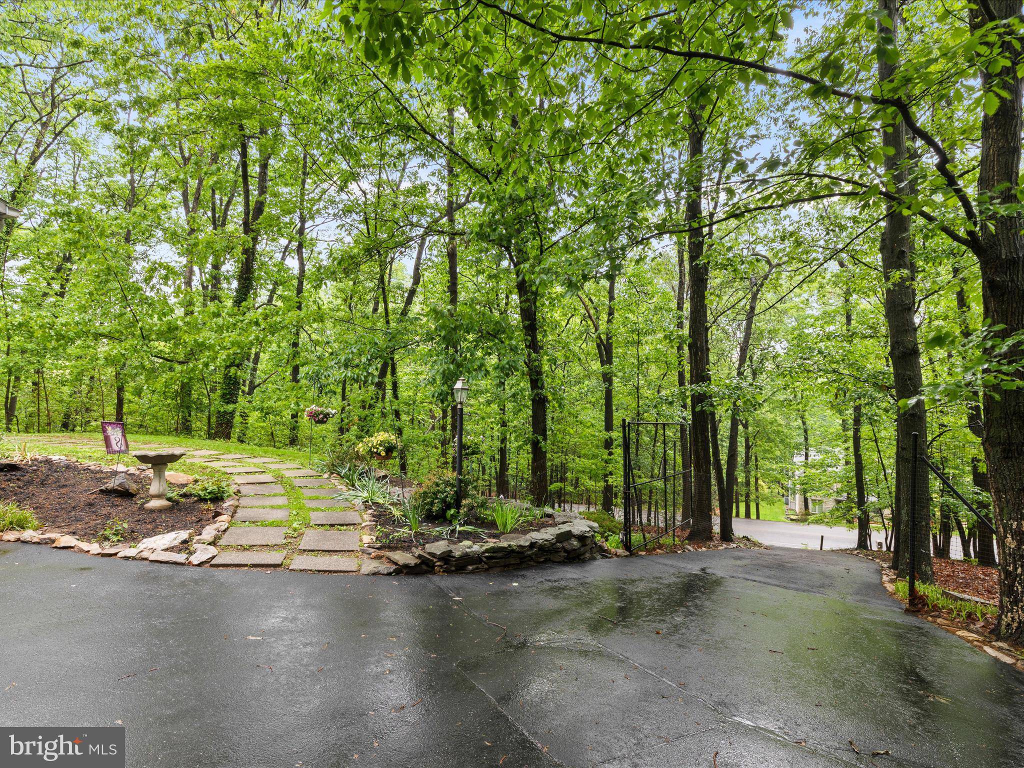 Boiling Springs, PA 17007,1223 KUHN RD