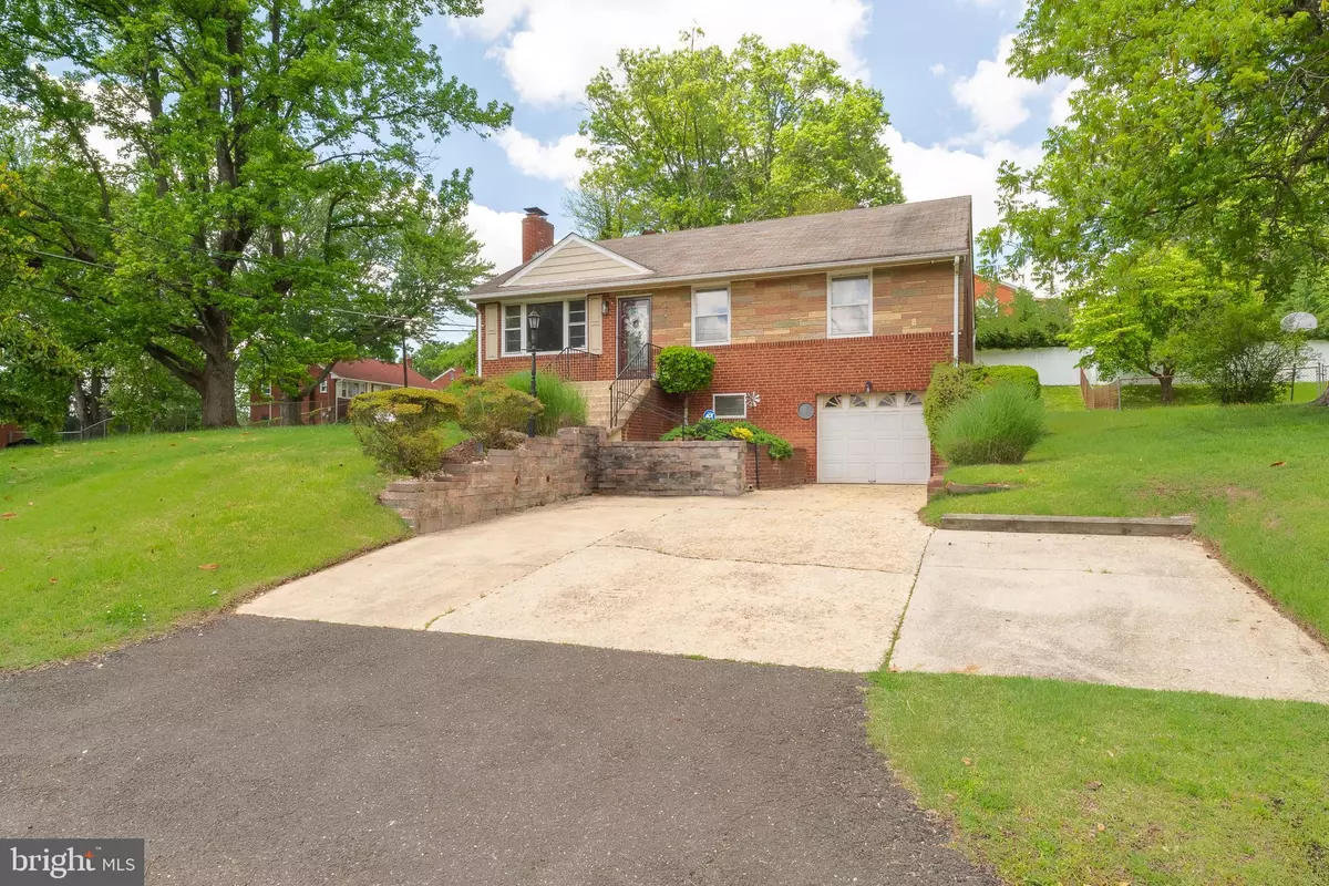 Temple Hills, MD 20748,4618 HENDERSON RD