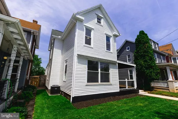 Lemoyne, PA 17043,725 HUMMEL AVE