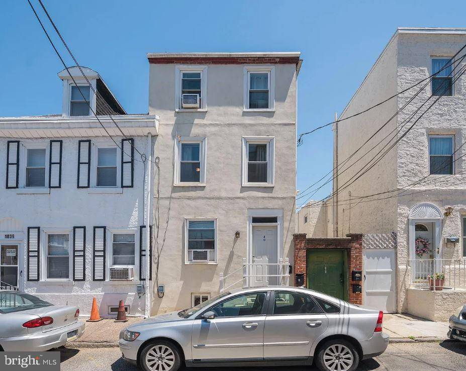 1037 CREASE ST #A, Philadelphia, PA 19125