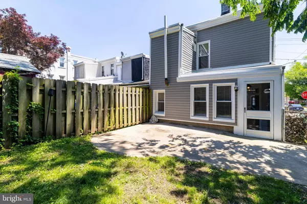 Philadelphia, PA 19128,400 DELMAR ST