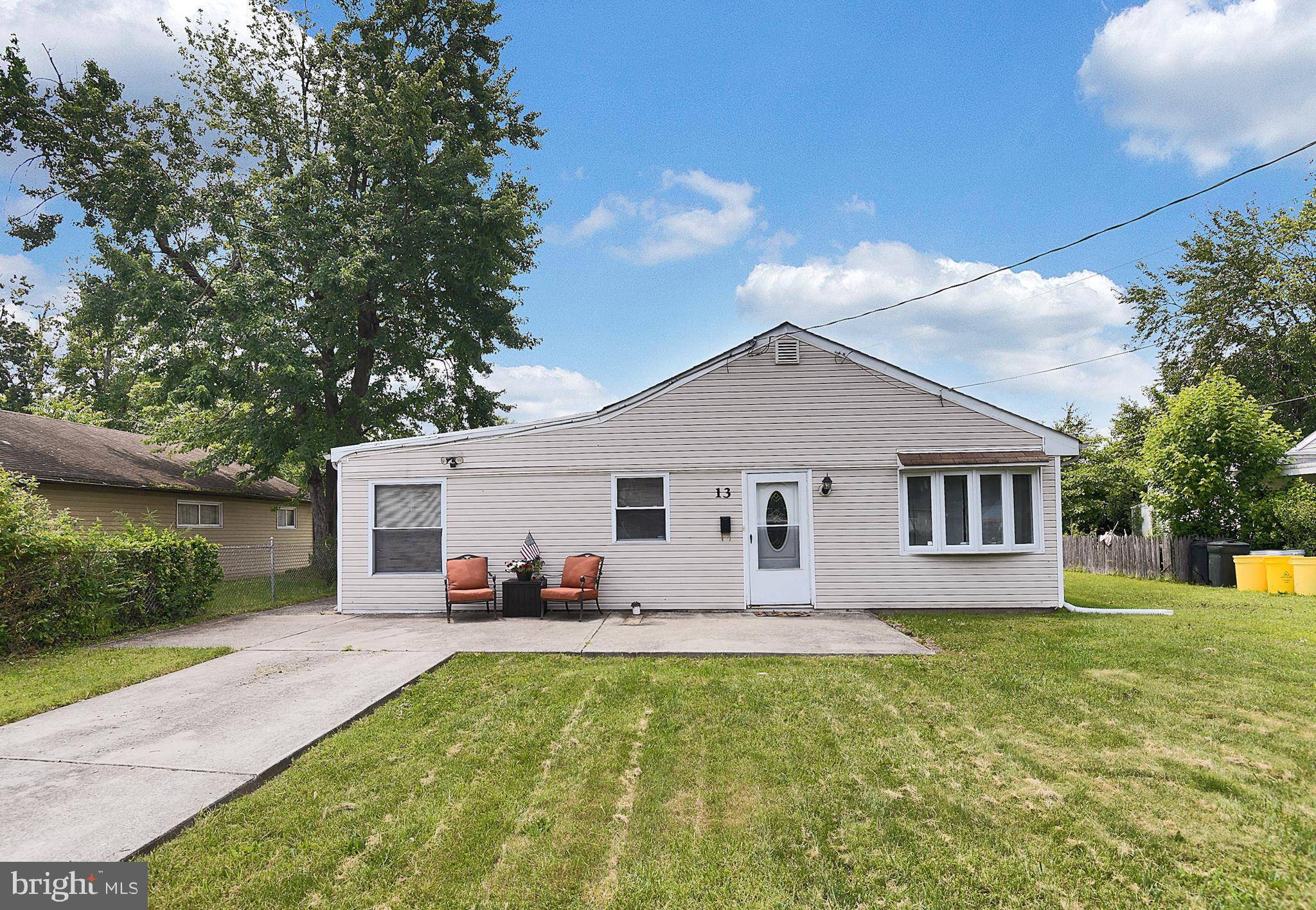 13 DORSET DR, Ewing, NJ 08618