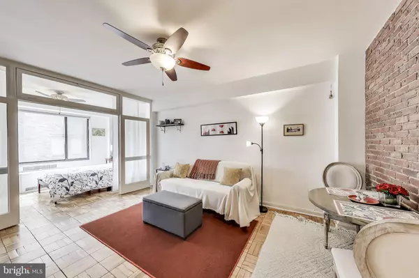Washington, DC 20036,1 SCOTT CIR NW #617